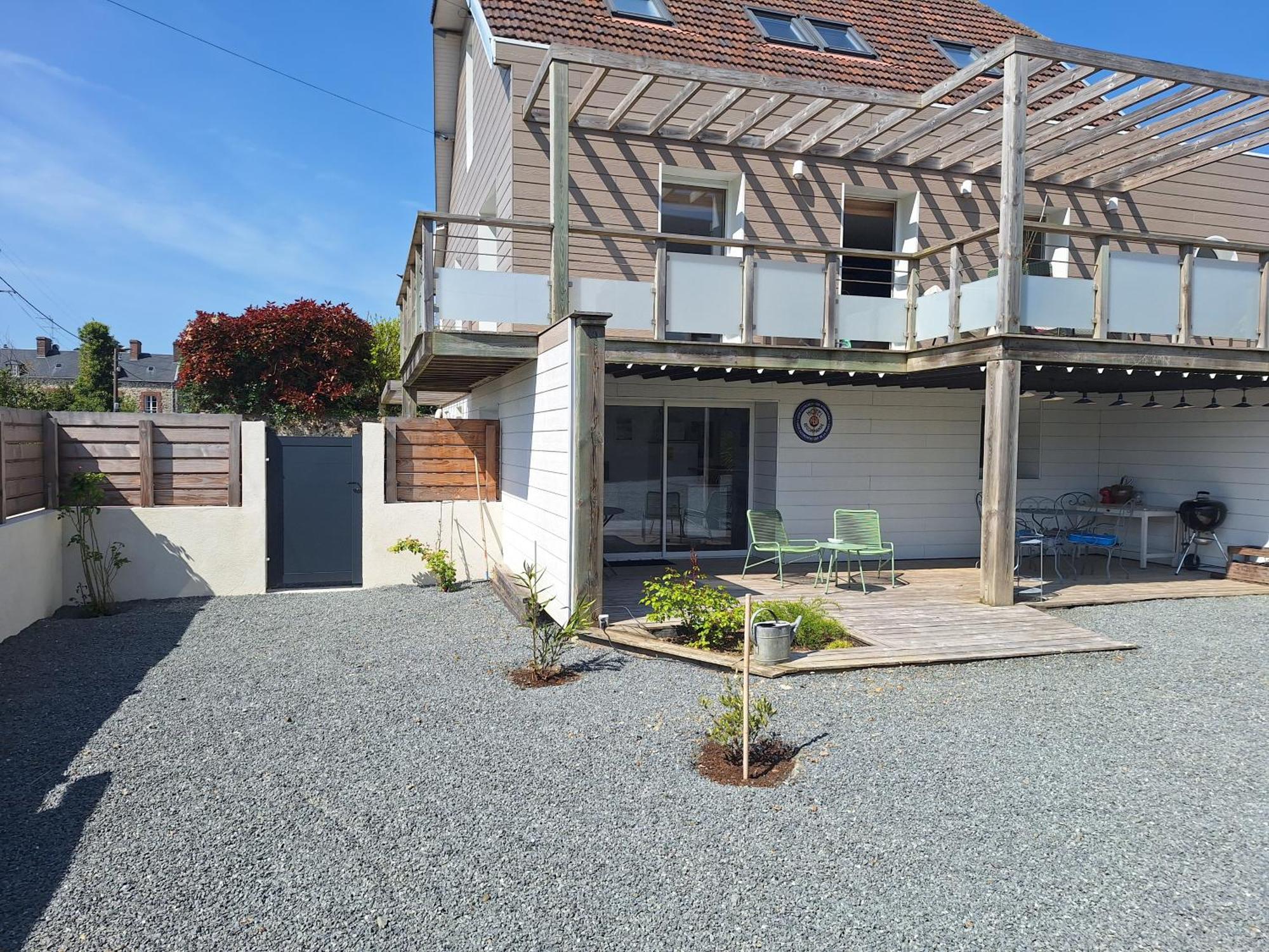 Appartement Moderne Avec Terrasse - Proche Mer Agon-Coutainville Exterior photo